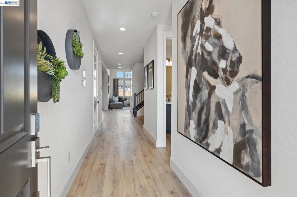 1512 Millennium Way Property Photo 6