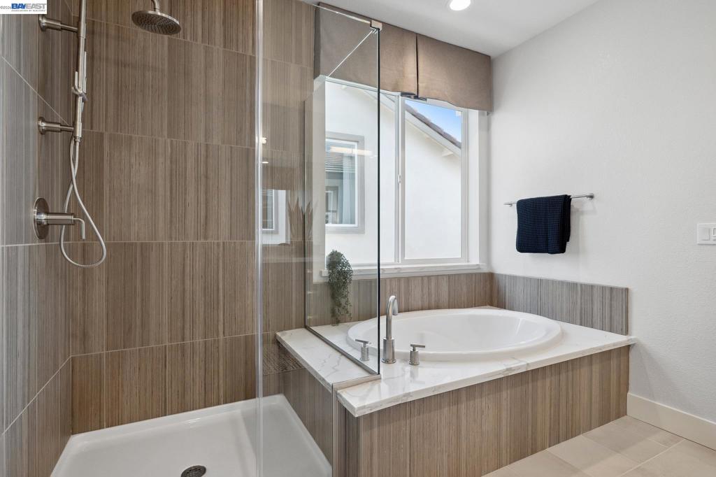 1512 Millennium Way Property Photo 43