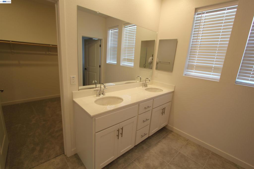 1008 Osprey Dr Property Photo 16