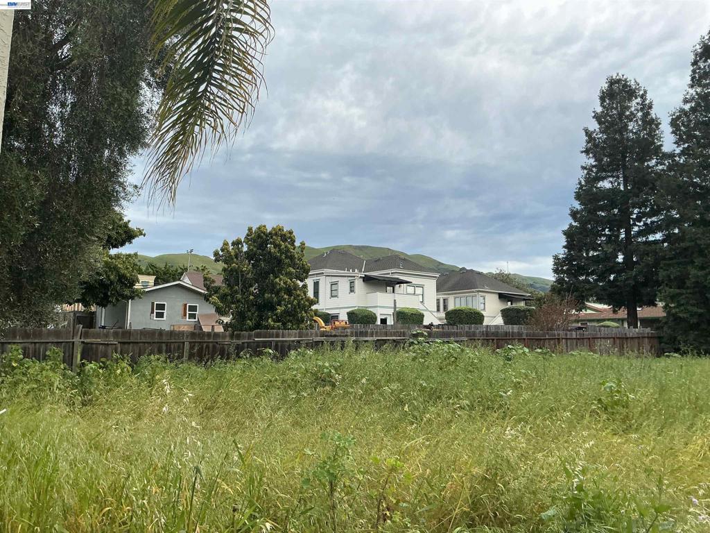 43342 Bryant St Property Photo 1
