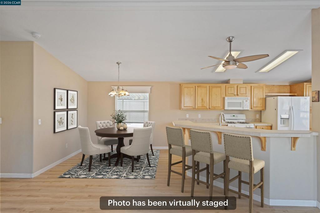 3263 Vineyard Ave. Property Photo 12