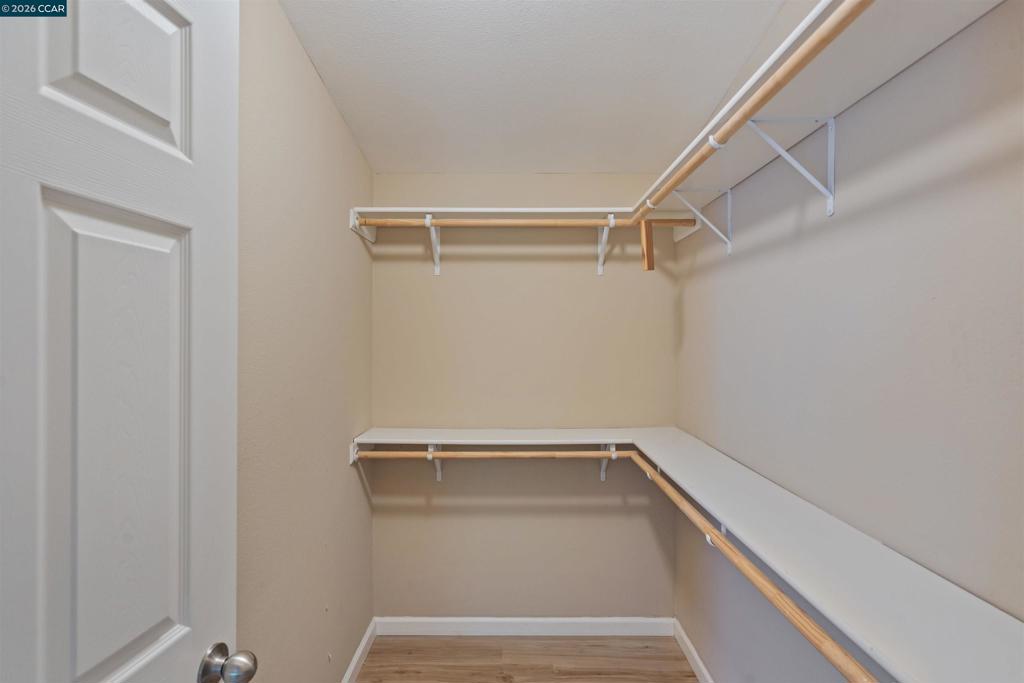 3263 Vineyard Ave. Property Photo 23