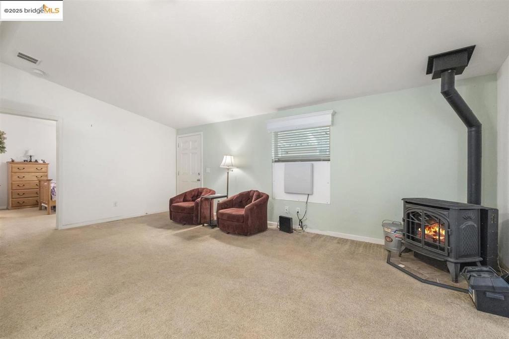 18717 Mill Villa Property Photo 4