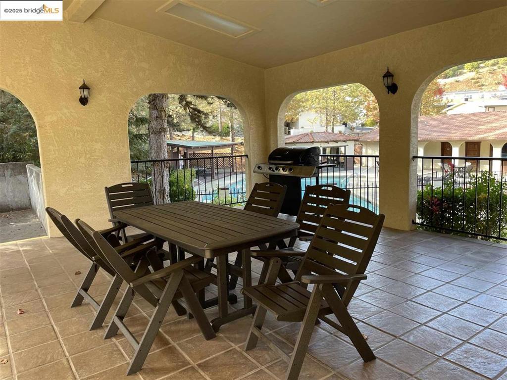 18717 Mill Villa Property Photo 21