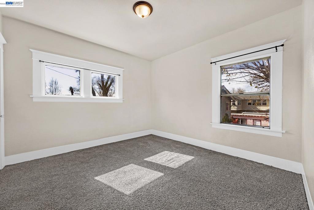 1243 Parker Ave Property Photo 18