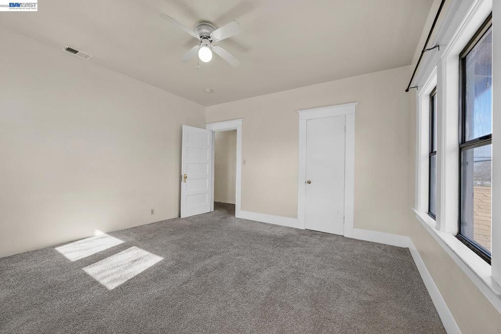 1243 Parker Ave Property Photo 24