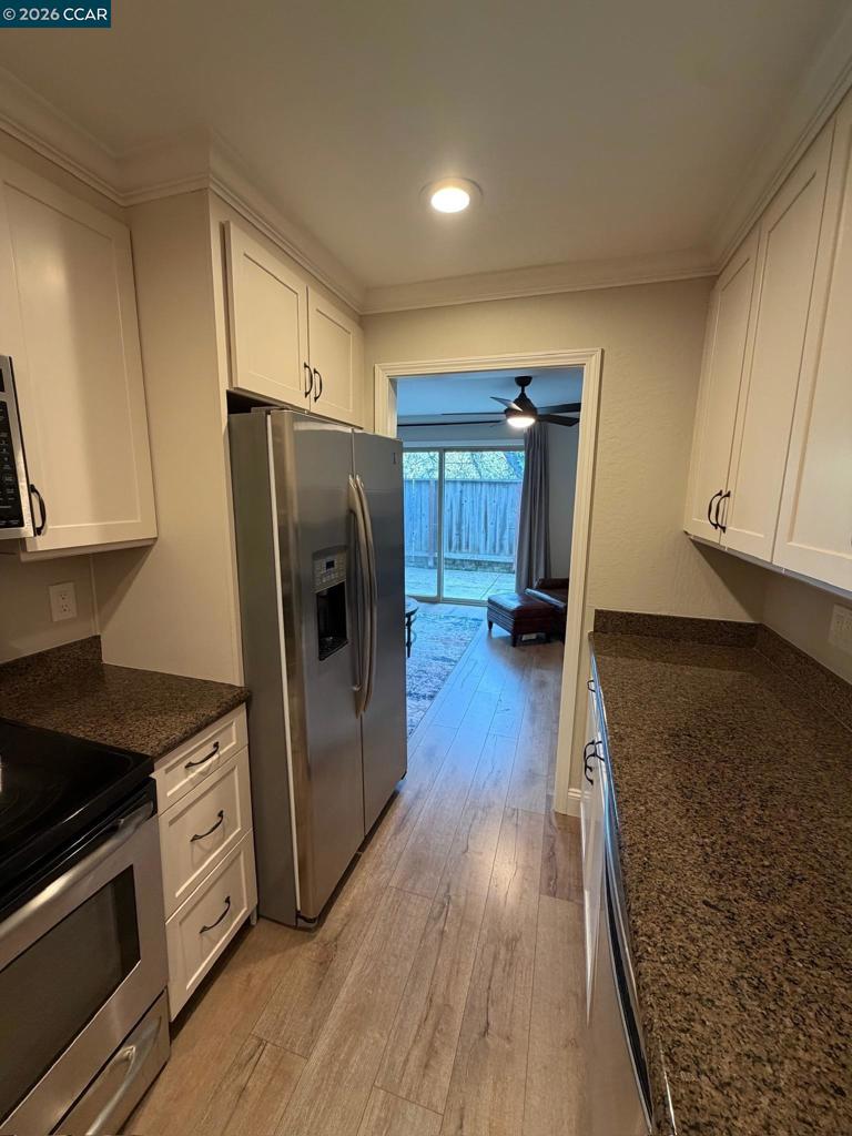 1827 Holland Dr Property Photo 13