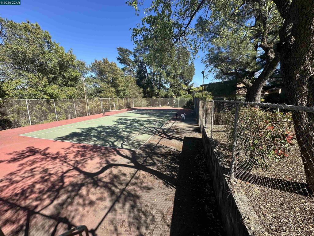 1827 Holland Dr Property Photo 36