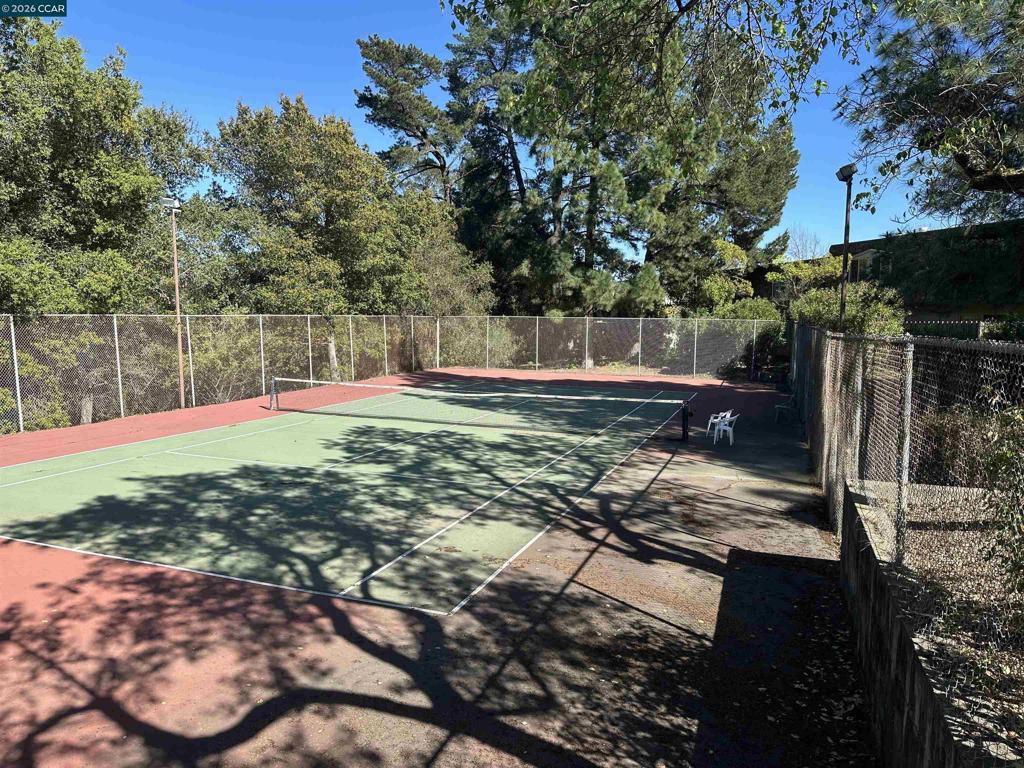 1827 Holland Dr Property Photo 38
