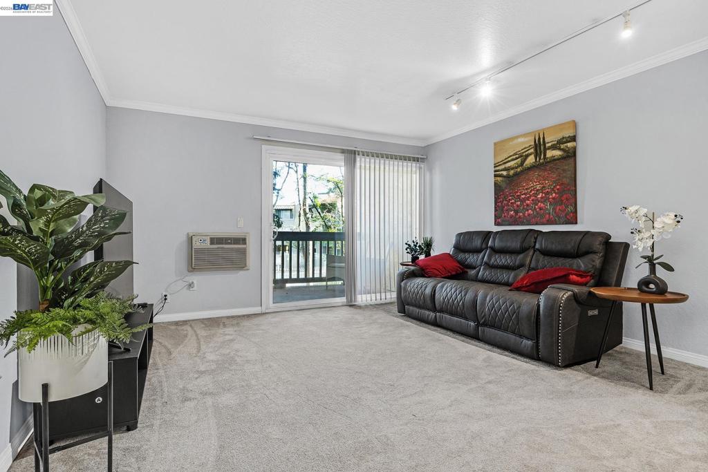 1087 Murrieta Blvd 242 Property Photo 5
