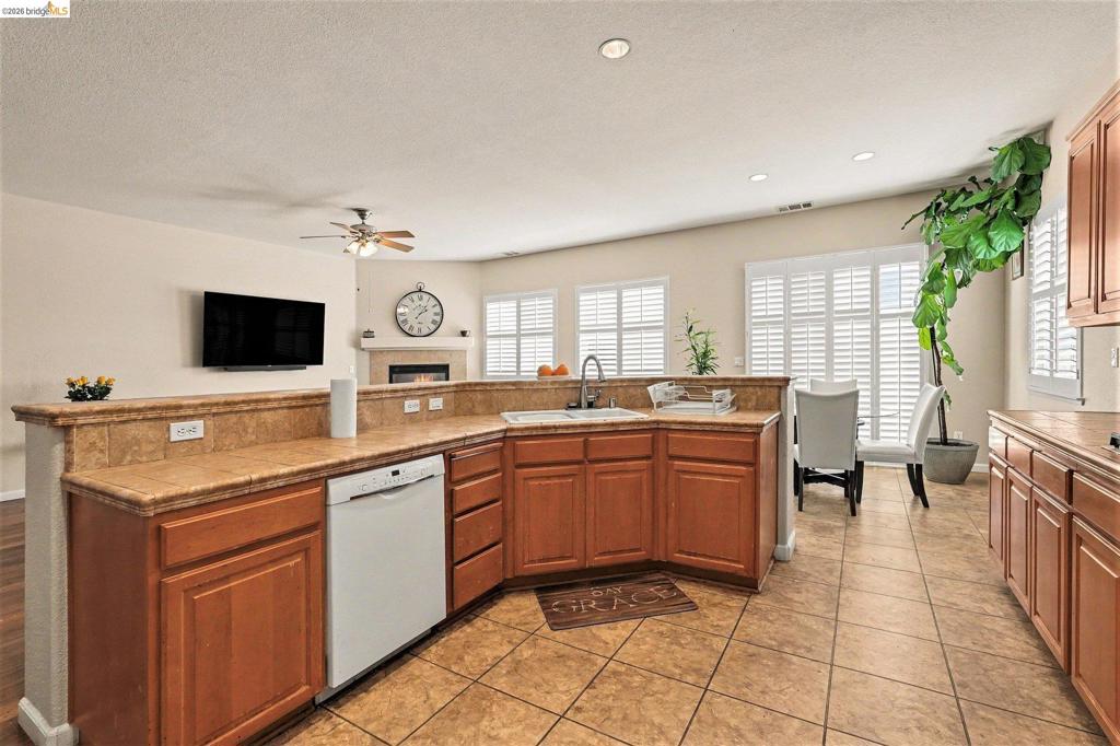 161 Monet Dr Property Photo 2