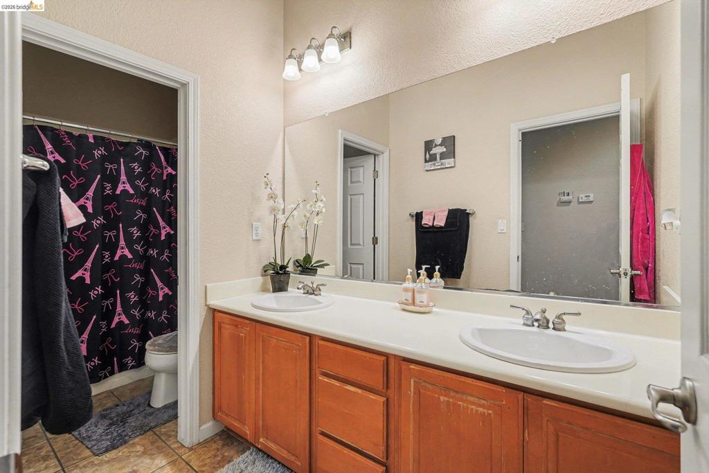 161 Monet Dr Property Photo 23