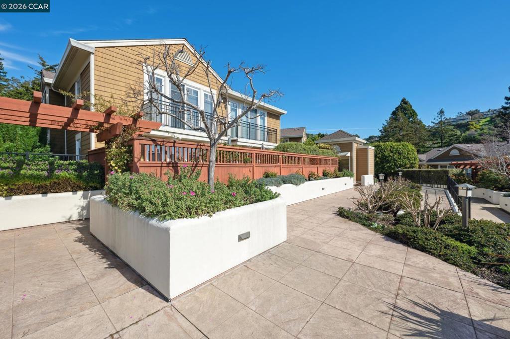 70 Neds Way Property Photo 11
