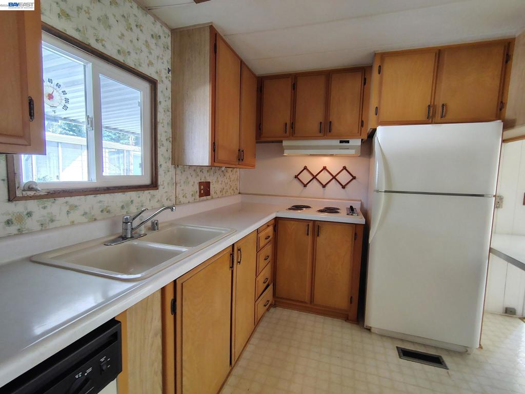 3231 Vineyard Ave Property Photo 8