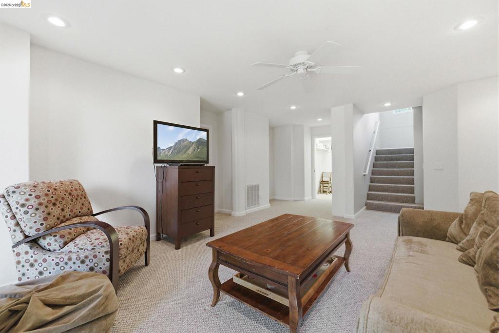20602 Longridge Ct. Property Photo 22