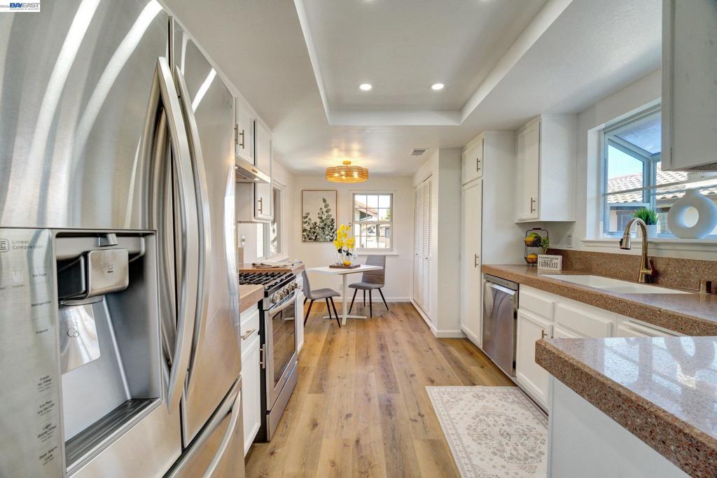 14359 Outrigger Drive Property Photo 10