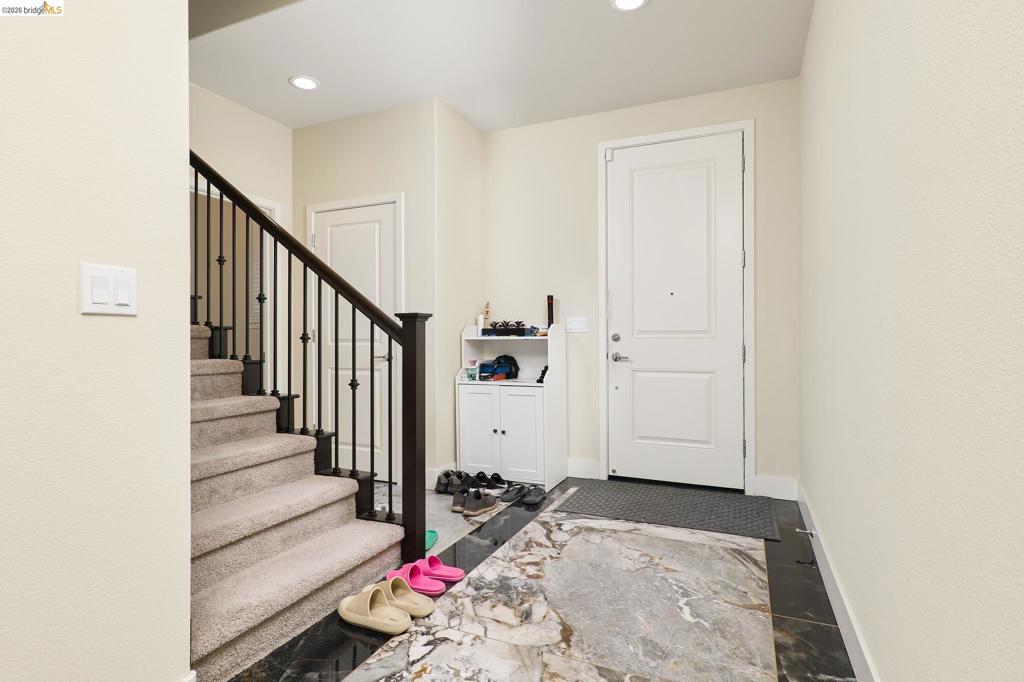 5532 Promontory Way Property Photo 2