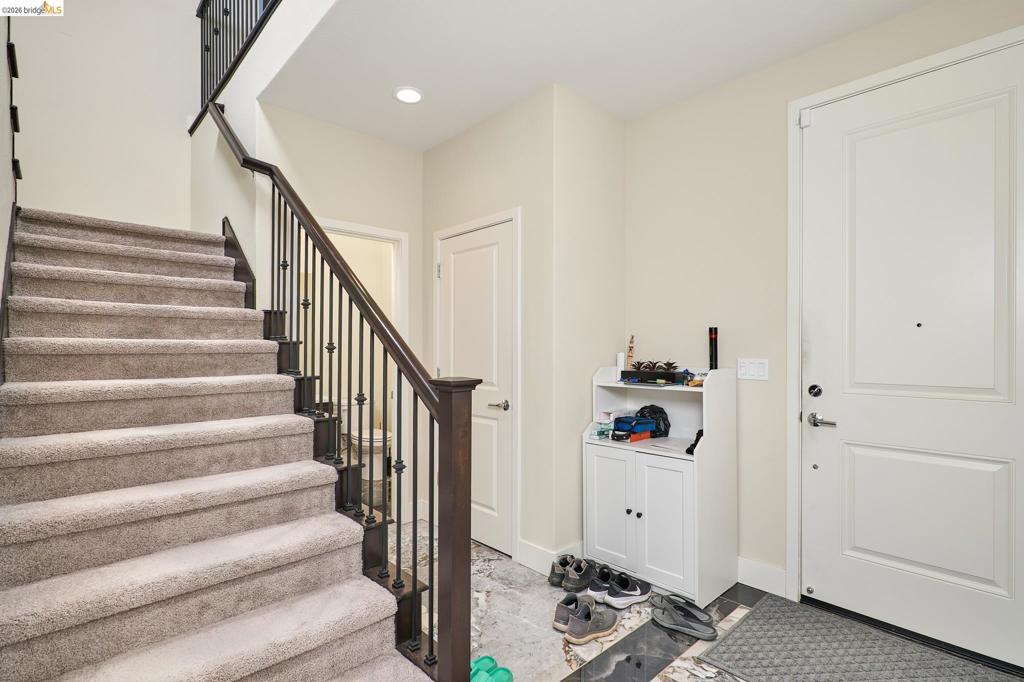 5532 Promontory Way Property Photo 3