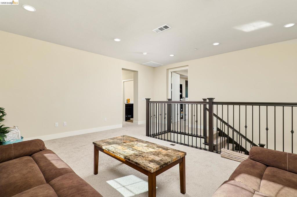 5532 Promontory Way Property Photo 14