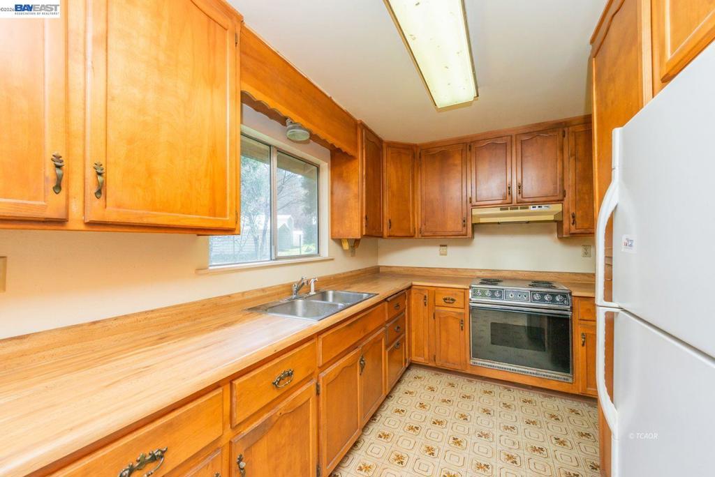 376 Mountain View Dr. Property Photo 11