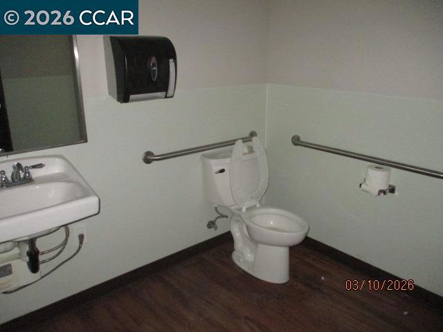 2685 E Leland Rd Property Photo 17