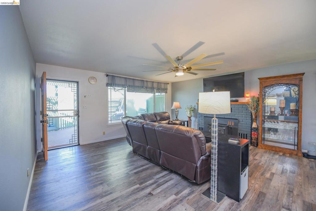 12933 Chaparral Rd Property Photo 5