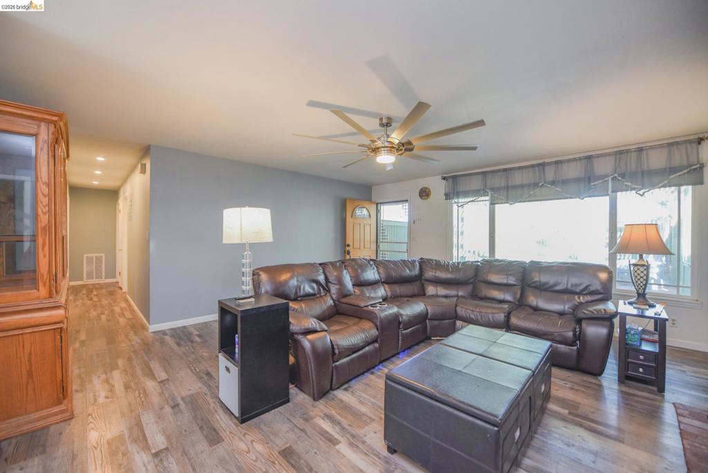 12933 Chaparral Rd Property Photo 6