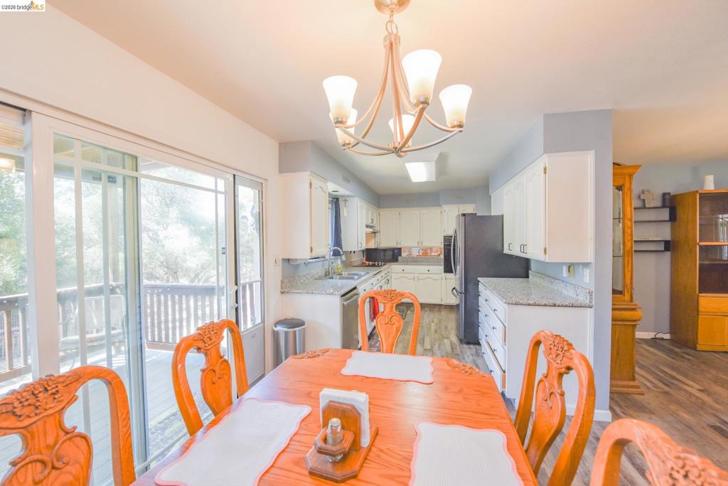 12933 Chaparral Rd Property Photo 7
