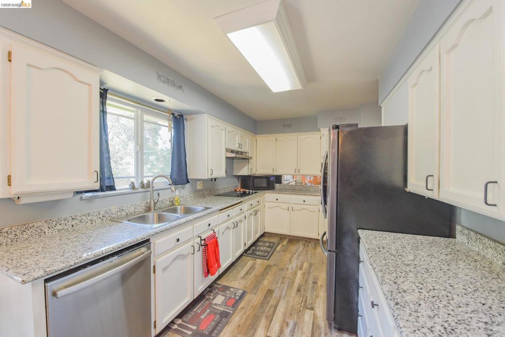 12933 Chaparral Rd Property Photo 8