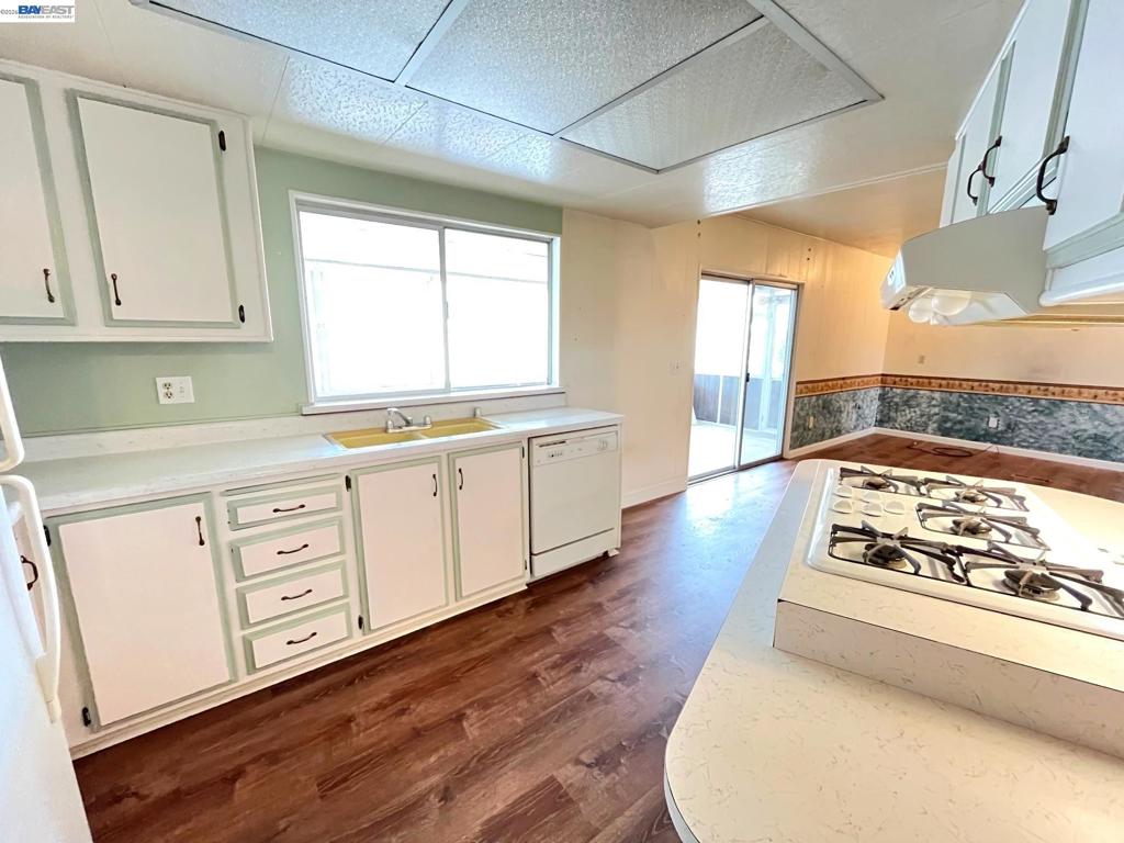 4141 Deep Creek Rd Property Photo 2