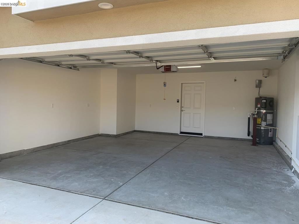 5725 Misty Wind Ct Property Photo 2