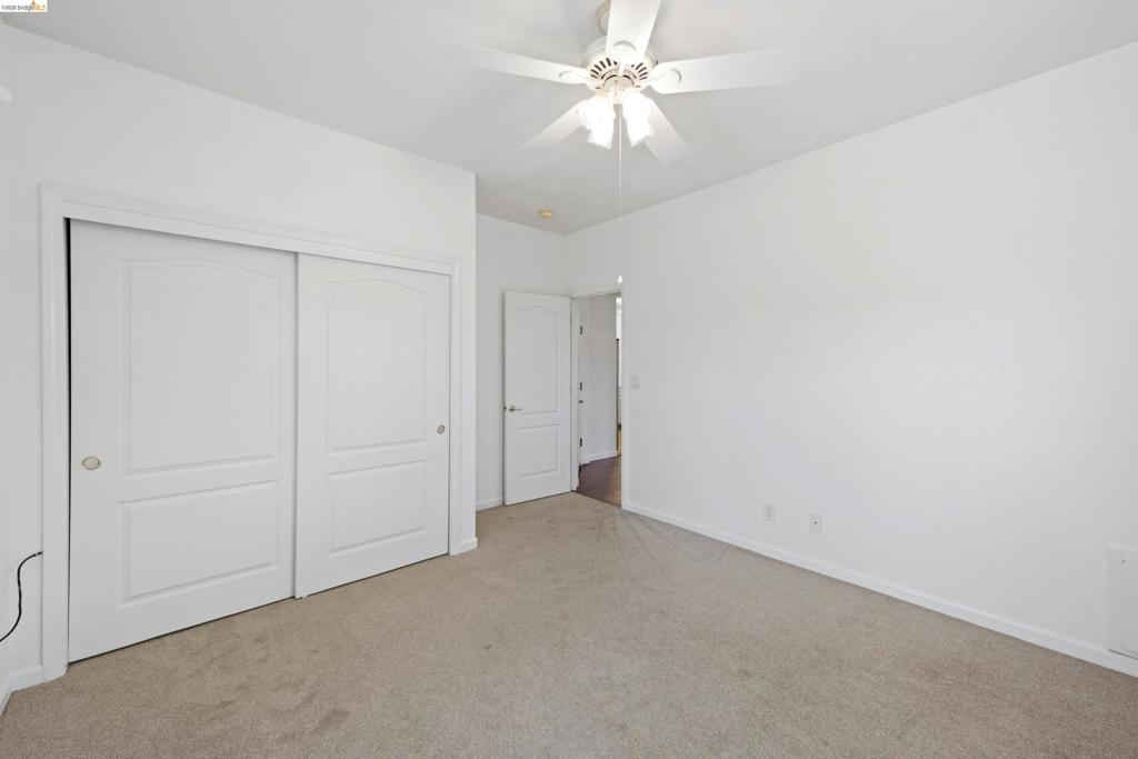 17800 Rolling Oaks Dr. Property Photo 27