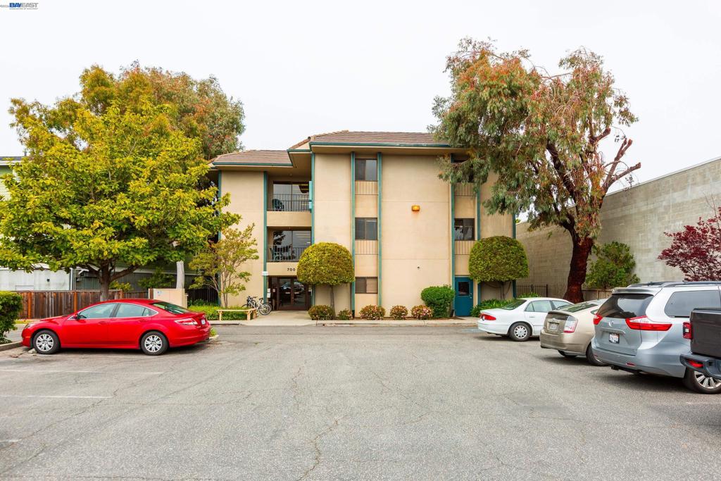 1610 Soquel Ave Property Photo 1