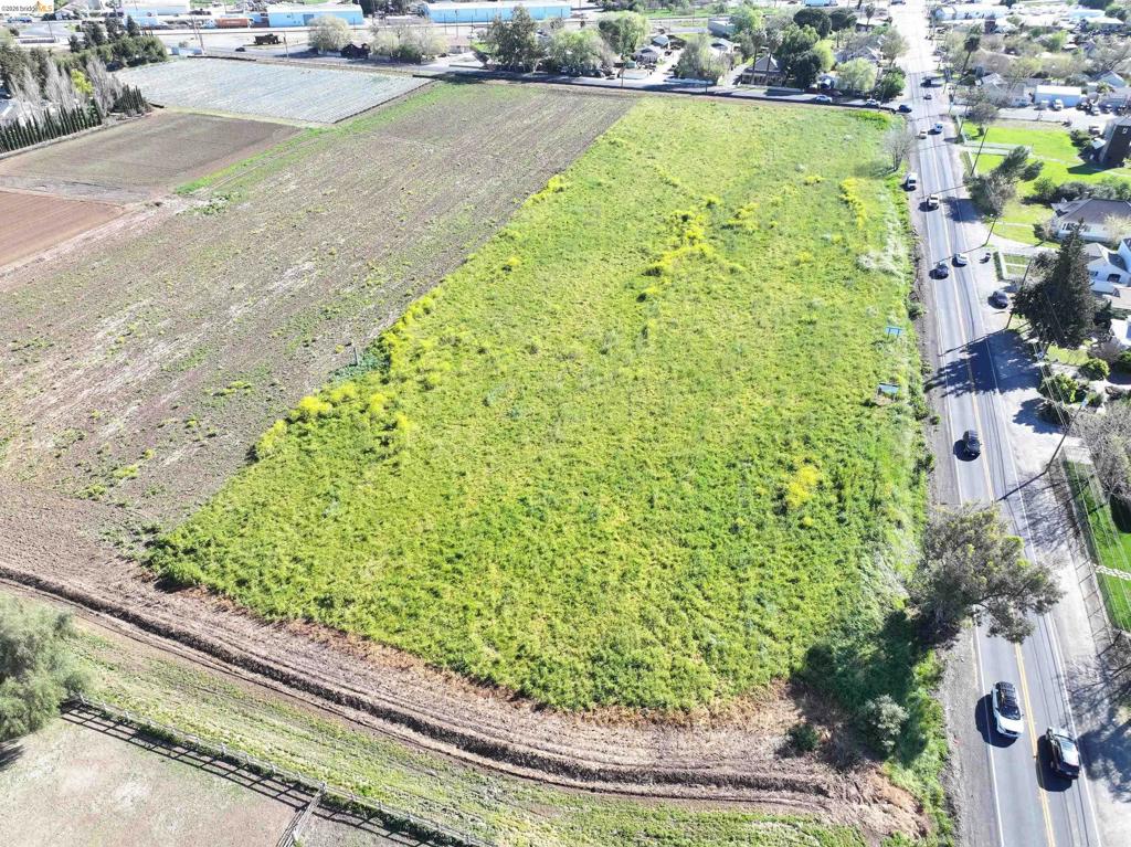 Camino Diablo Property Photo 1