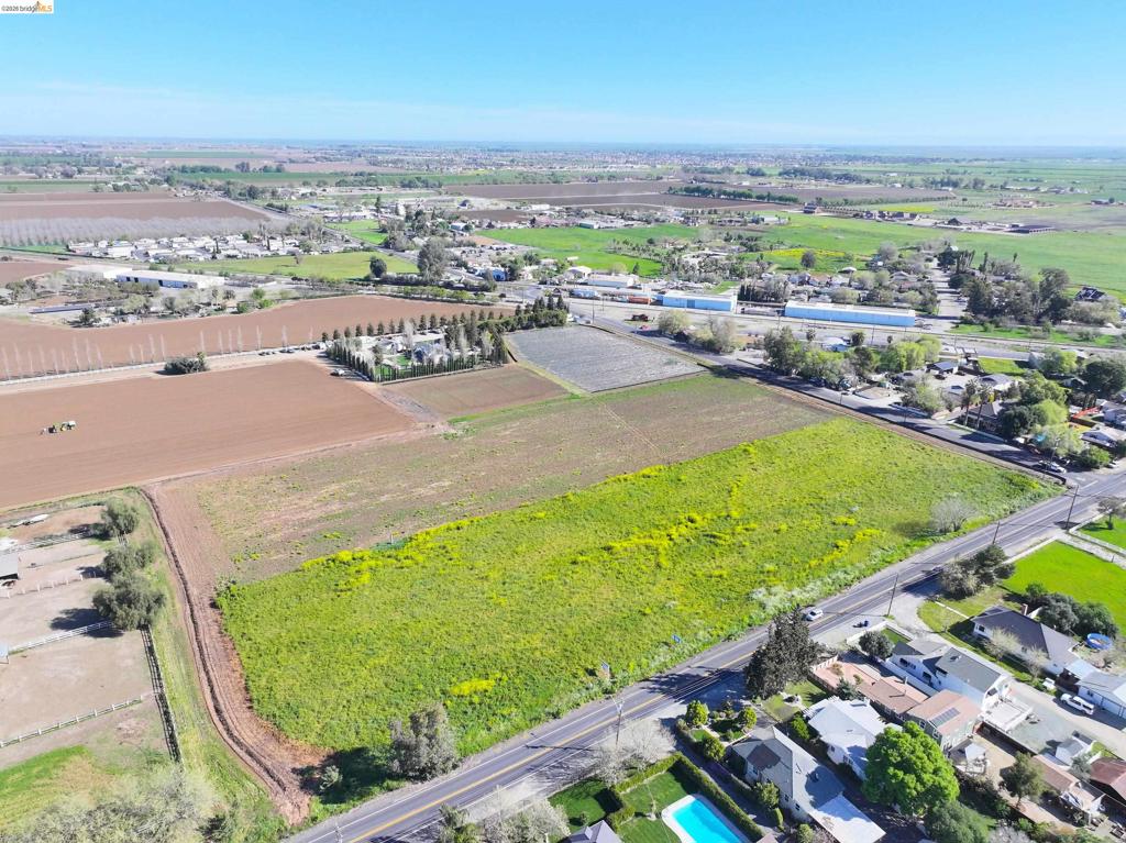 Camino Diablo Property Photo 3