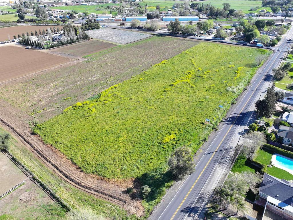 Camino Diablo Property Photo 4