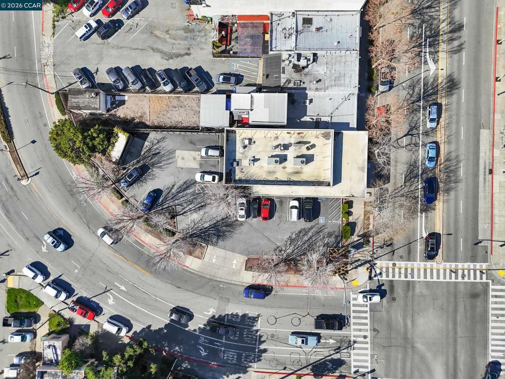 9901 San Pablo Ave Property Photo 3