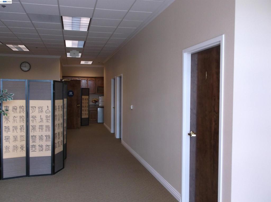 5159 Lone Tree Way Property Photo 4