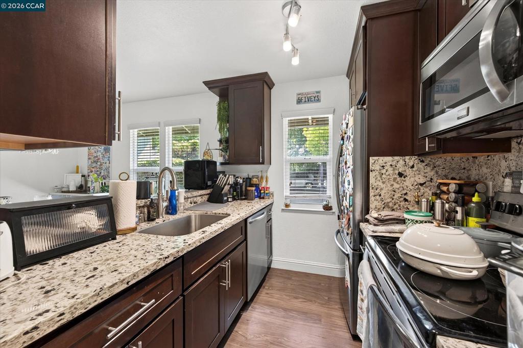 41127196 Property Photo 15