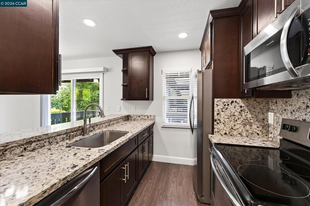 41127196 Property Photo 27