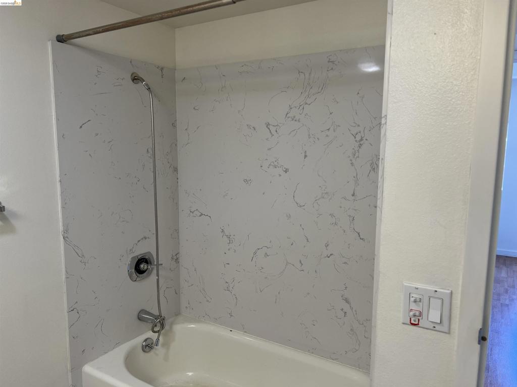 988 Franklin St 601 Property Photo 13