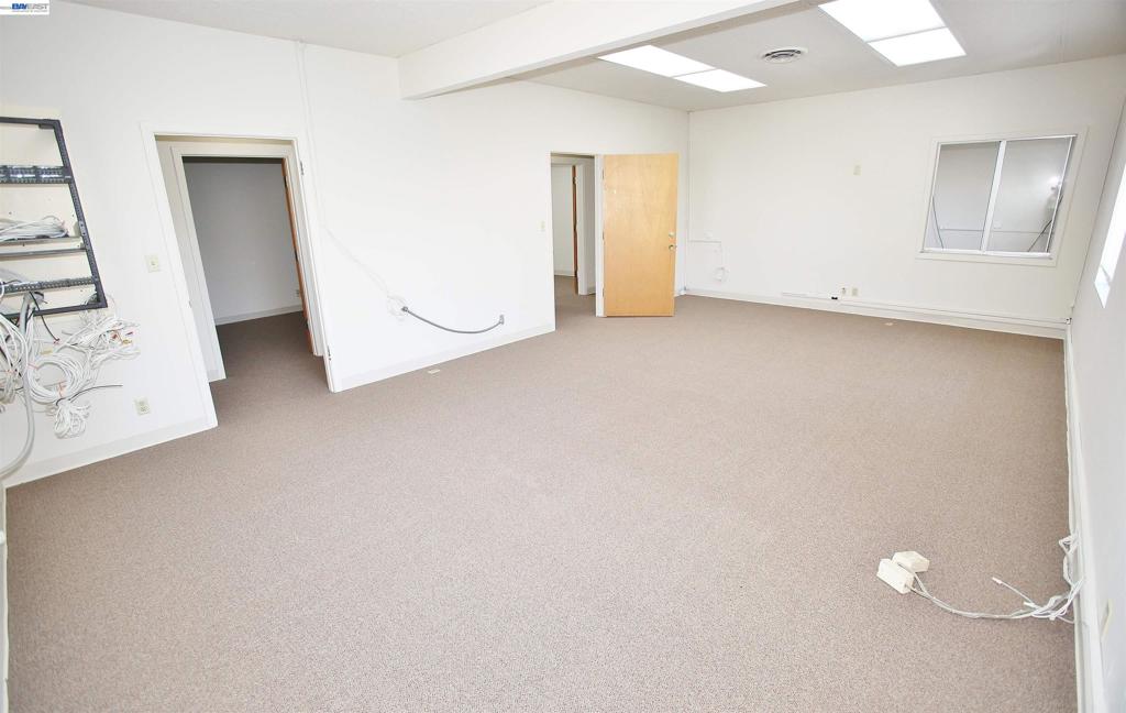 578 B Street Property Photo 6