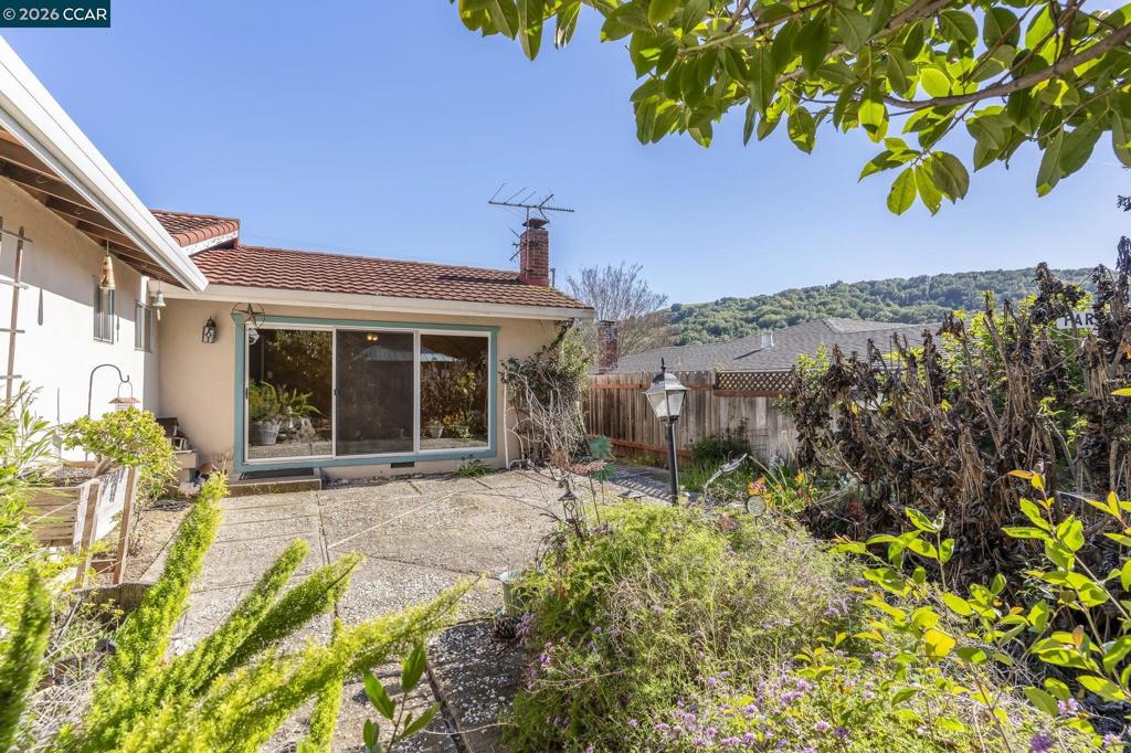 2555 Arroyo Ave Property Photo 46
