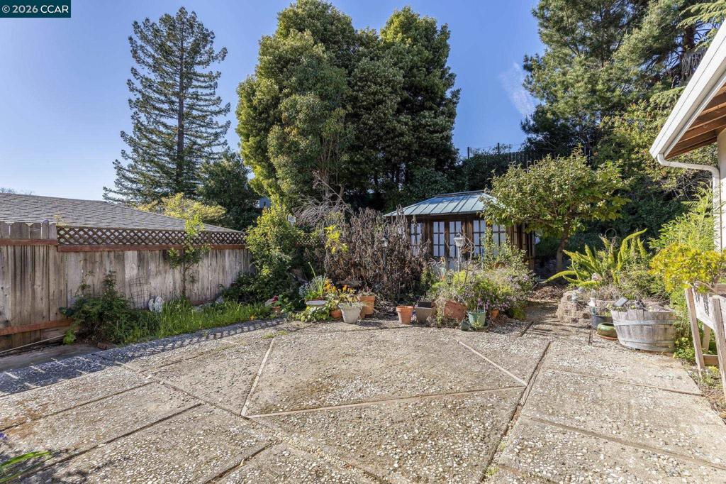 2555 Arroyo Ave Property Photo 47