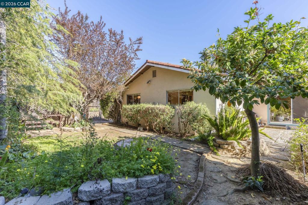 2555 Arroyo Ave Property Photo 50