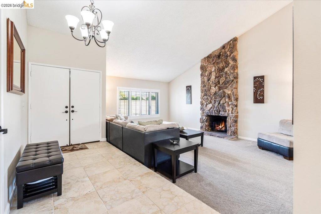 14787 Oleander St Property Photo 4