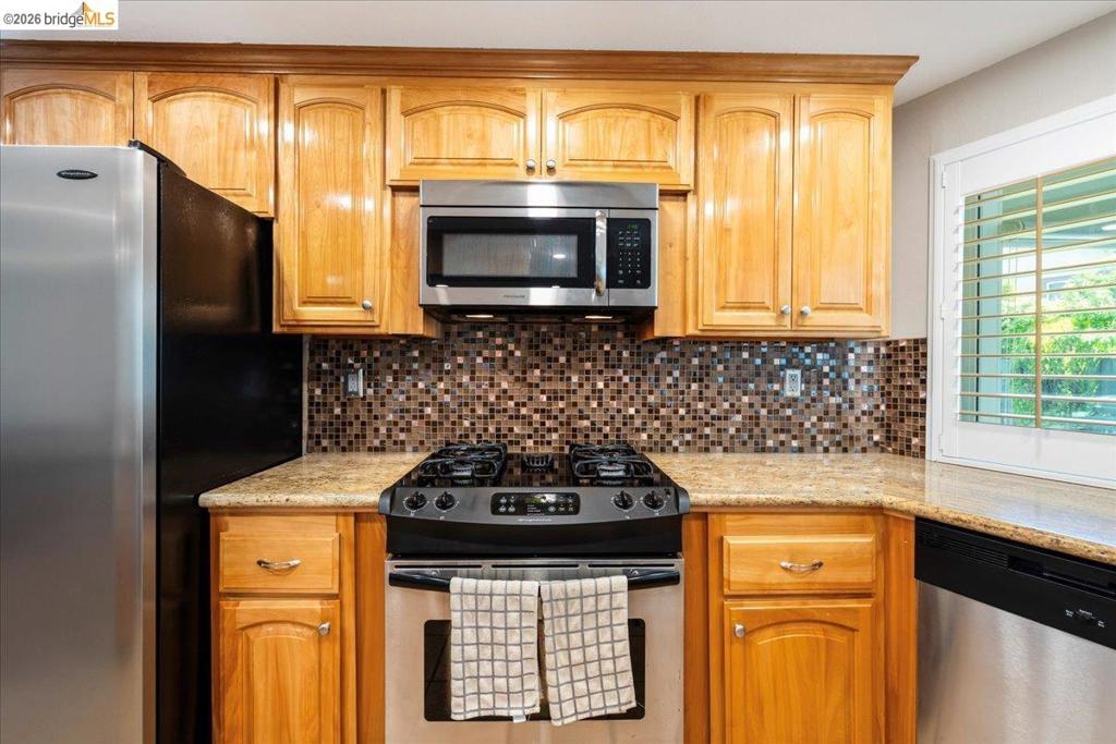 14787 Oleander St Property Photo 18