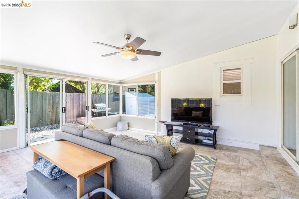 14787 Oleander St Property Photo 23