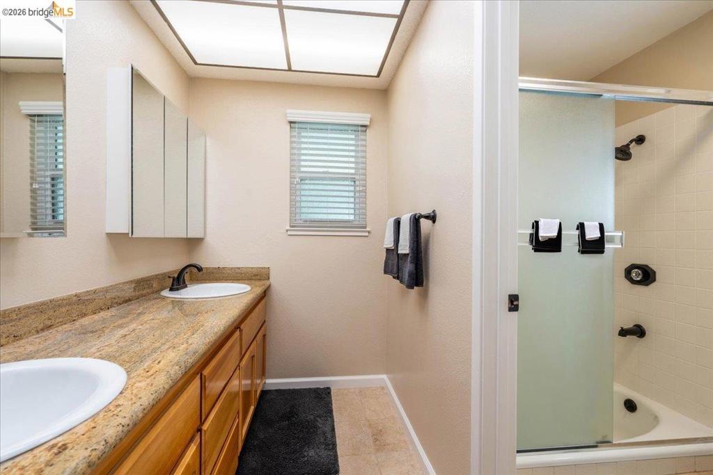 14787 Oleander St Property Photo 32