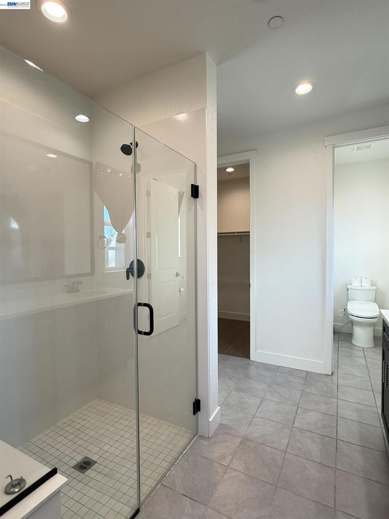 619 Heathridge Street Property Photo 37